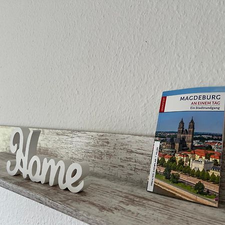 Schickes Einzimmerapartment Nahe Uniklinik Magdeburgo Exterior foto